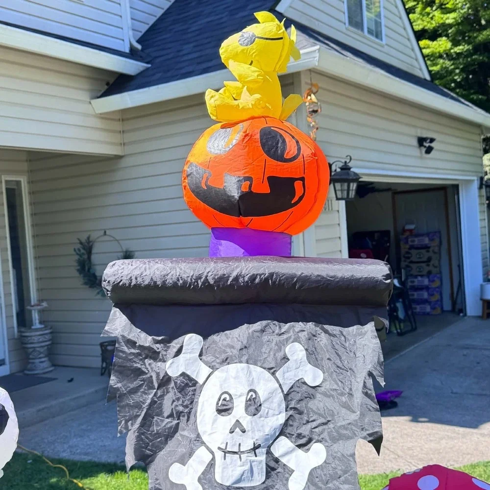 Gemmy Good Grief Peanuts Halloween Inflatable Snoopy Charlie Brown Pirate Ship